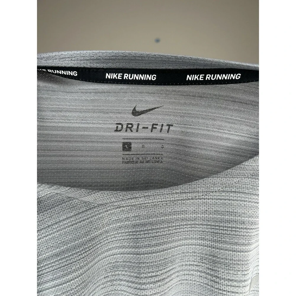 Nike Mens Size Large Dri Fit Milley Gray Reflective Training Running Gym T-Shirt